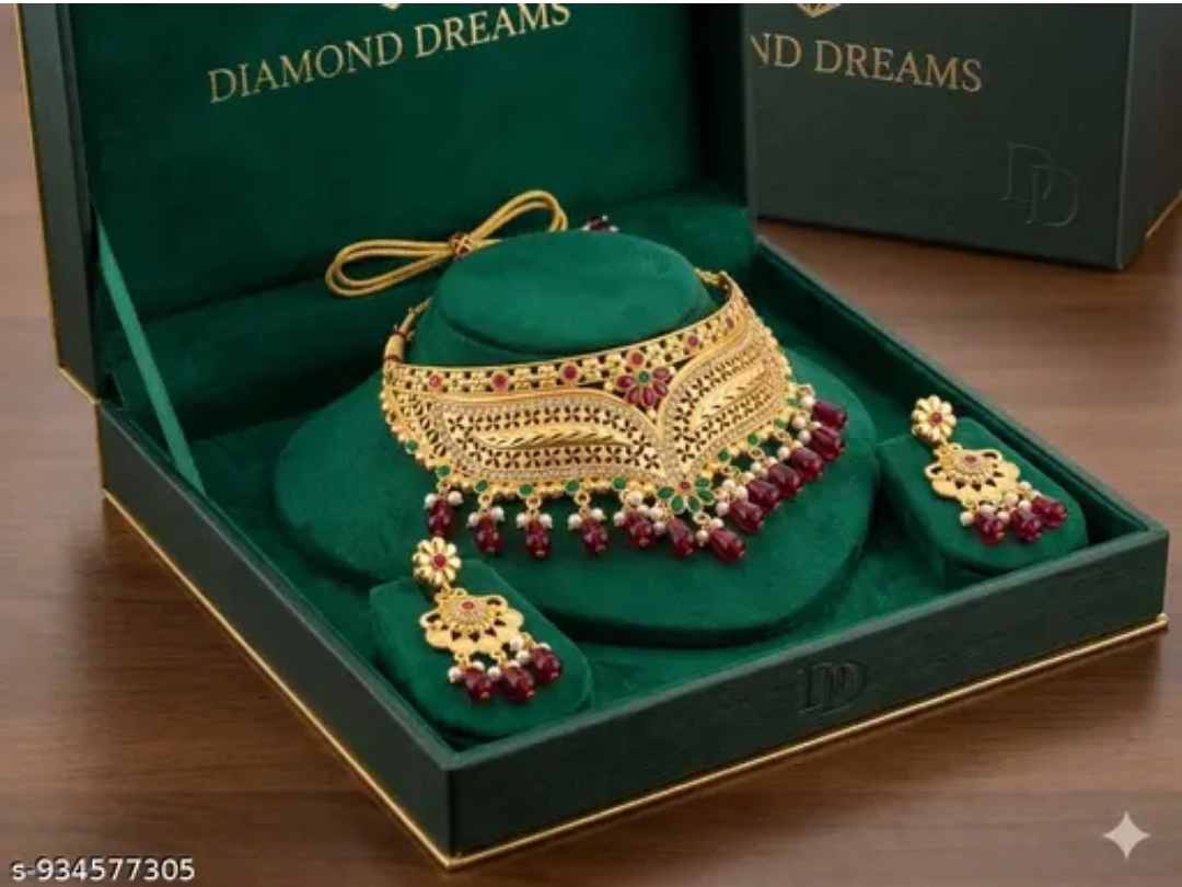 VM Imitation Gold-Plated Choker Necklace Set with Ruby Red Beads and Matching Earrings in Premium Jewelry